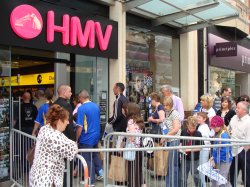Fans queue at HMV