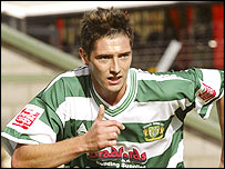 Phil Jevons in action for Yeovil Town.