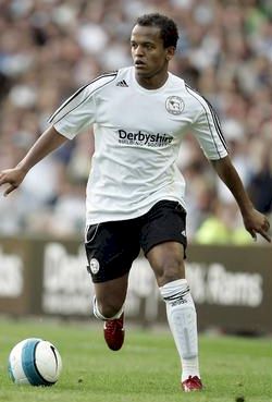 Rob Earnshaw