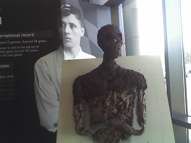 Steve Bloomer bust