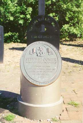 Steve Bloomer memorial in Cradley