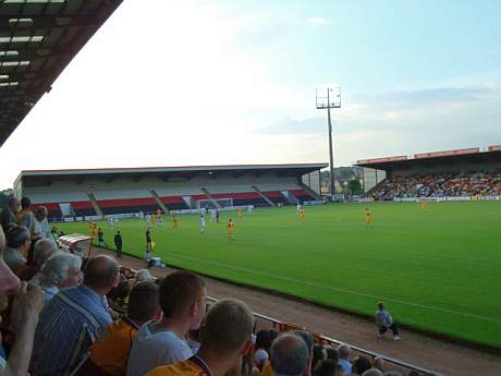 Motherwell v Llanelli