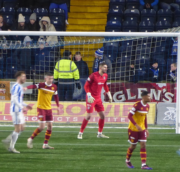 Stout defending earns Motherwell a point  in Kilmarnock