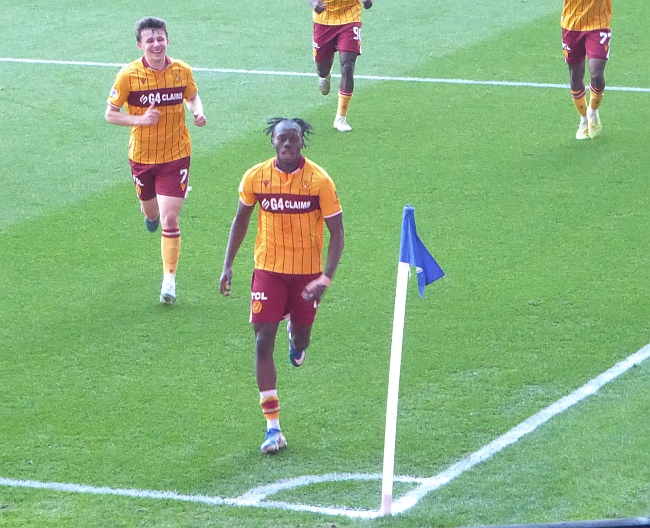 Marvellous Motherwell take the points at Ibrox